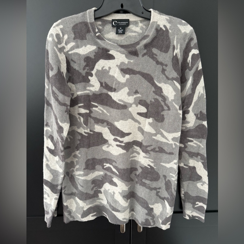 Gently worn cashmere camo pattern
